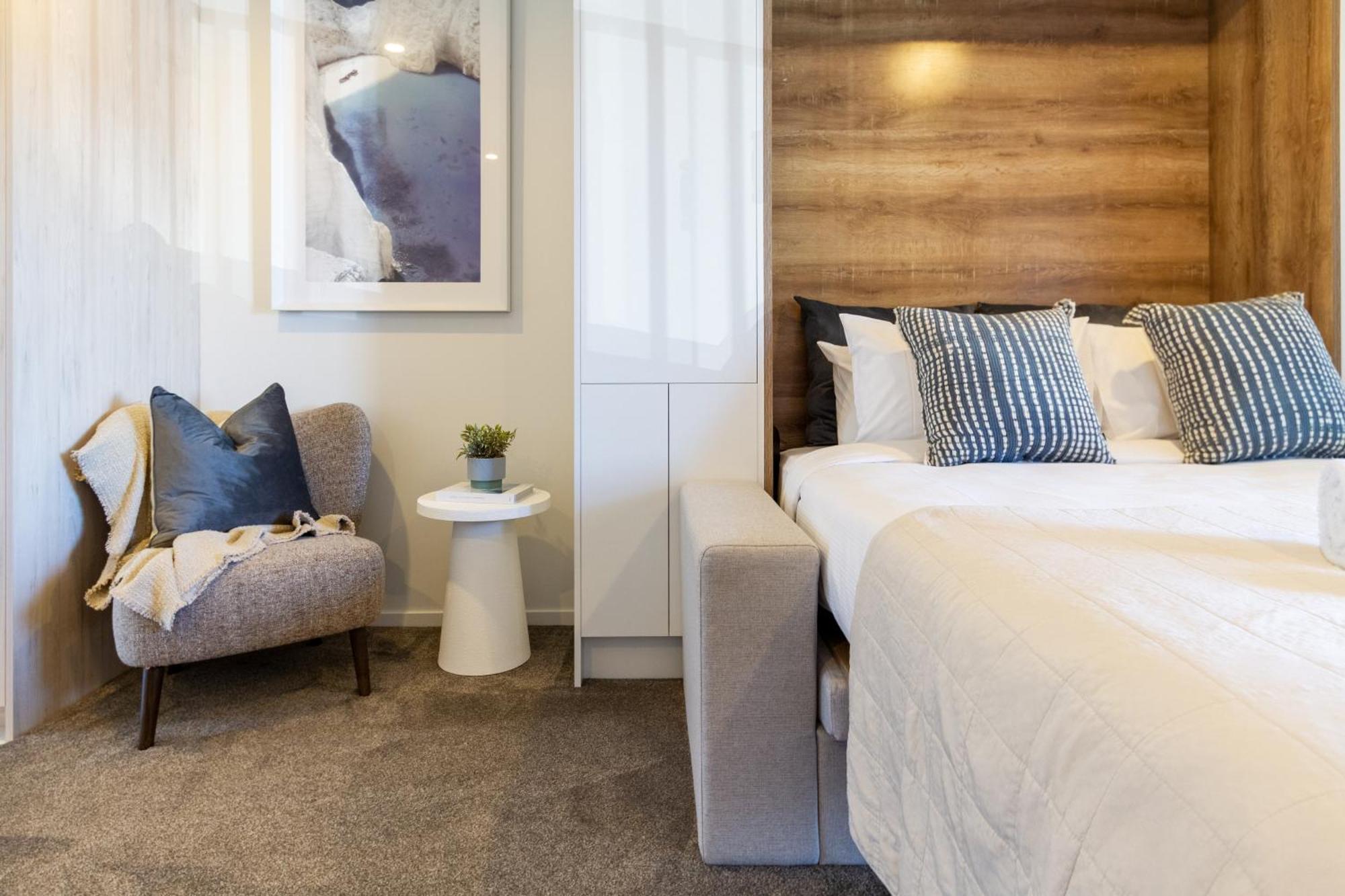Explore From 8 Wilmer: Upper Level Cozy Studio Christchurch Exterior photo